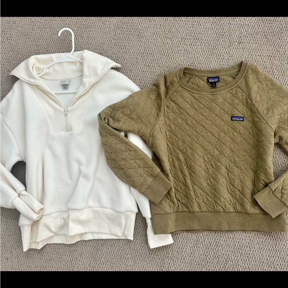 Bundle Patagonia Olive Sweatshirt and cream sweatshirt